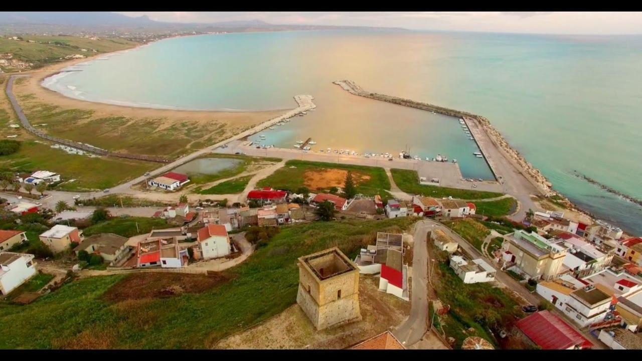 La Casetta Degli Ulivi Con Piscina Menfi Bagian luar foto